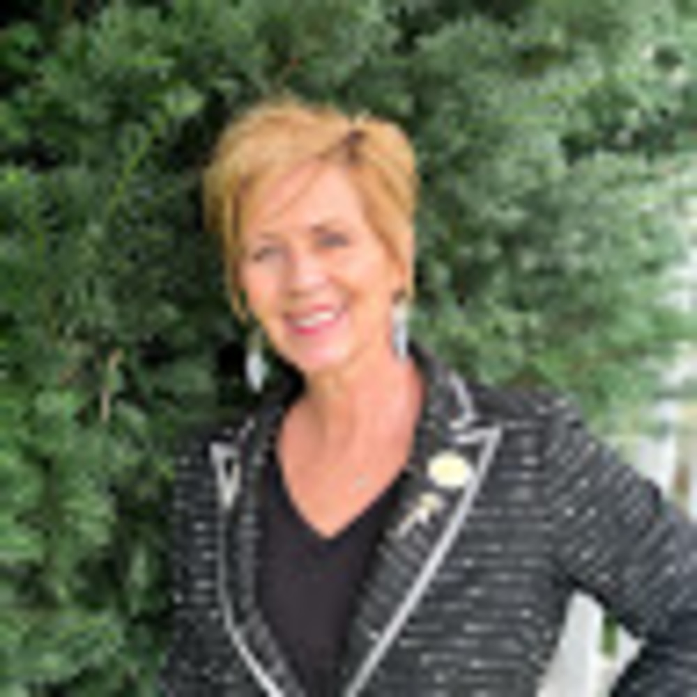 Meet your Posher, Christine